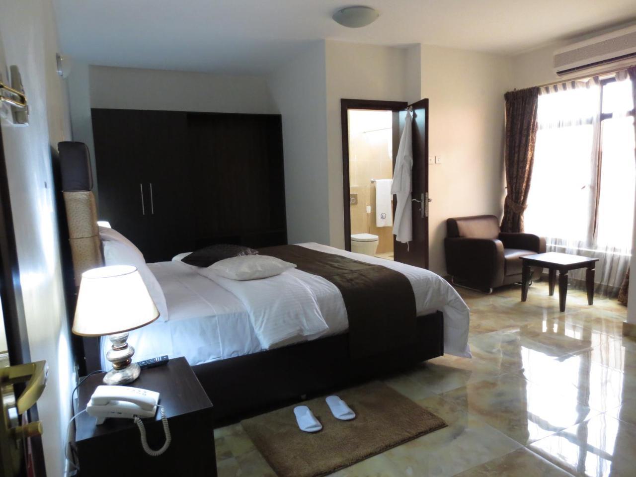 Airport Plaza Hotel Juba Eksteriør bilde