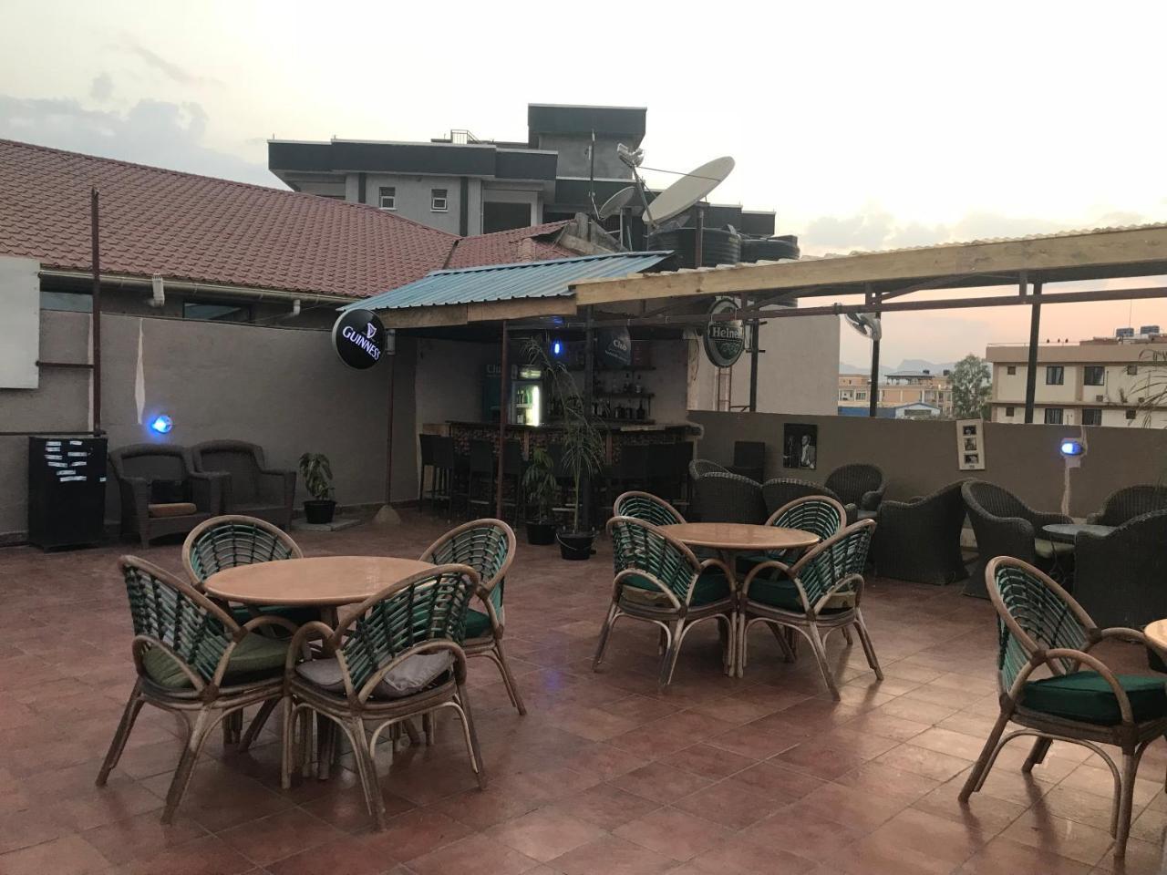 Airport Plaza Hotel Juba Eksteriør bilde